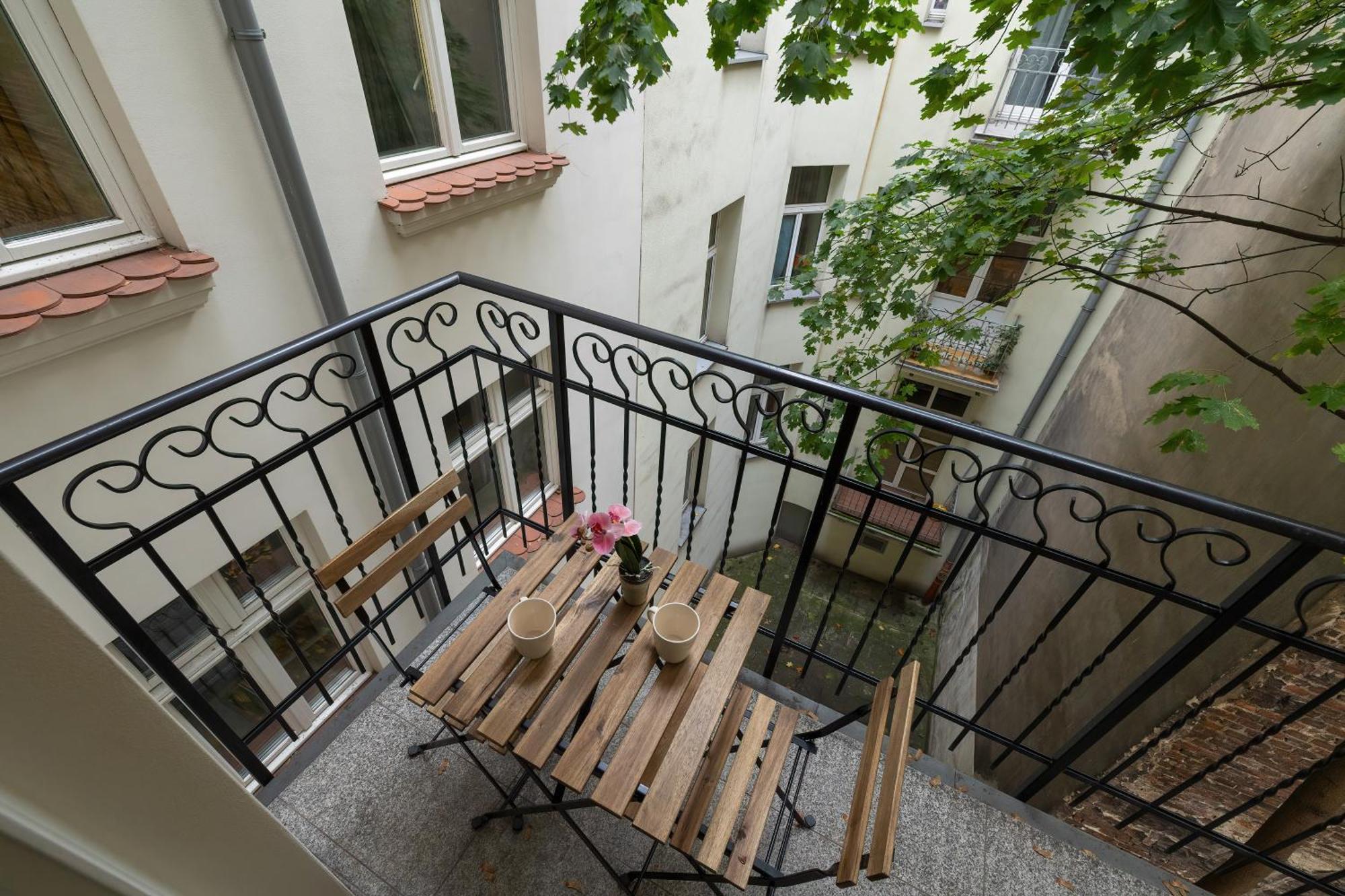 Modern & Comfy Apartment Rakowicka 6 Cracow By Renters クラクフ エクステリア 写真