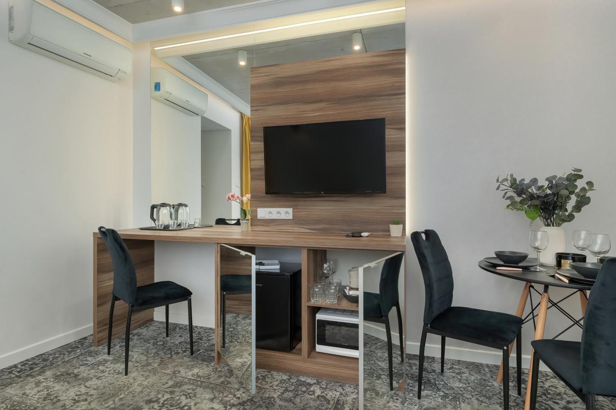 Modern & Comfy Apartment Rakowicka 6 Cracow By Renters クラクフ エクステリア 写真